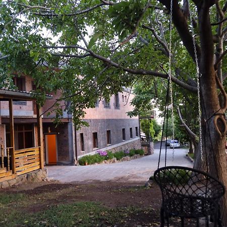 Old Byurakan Gouest House Buitenkant foto