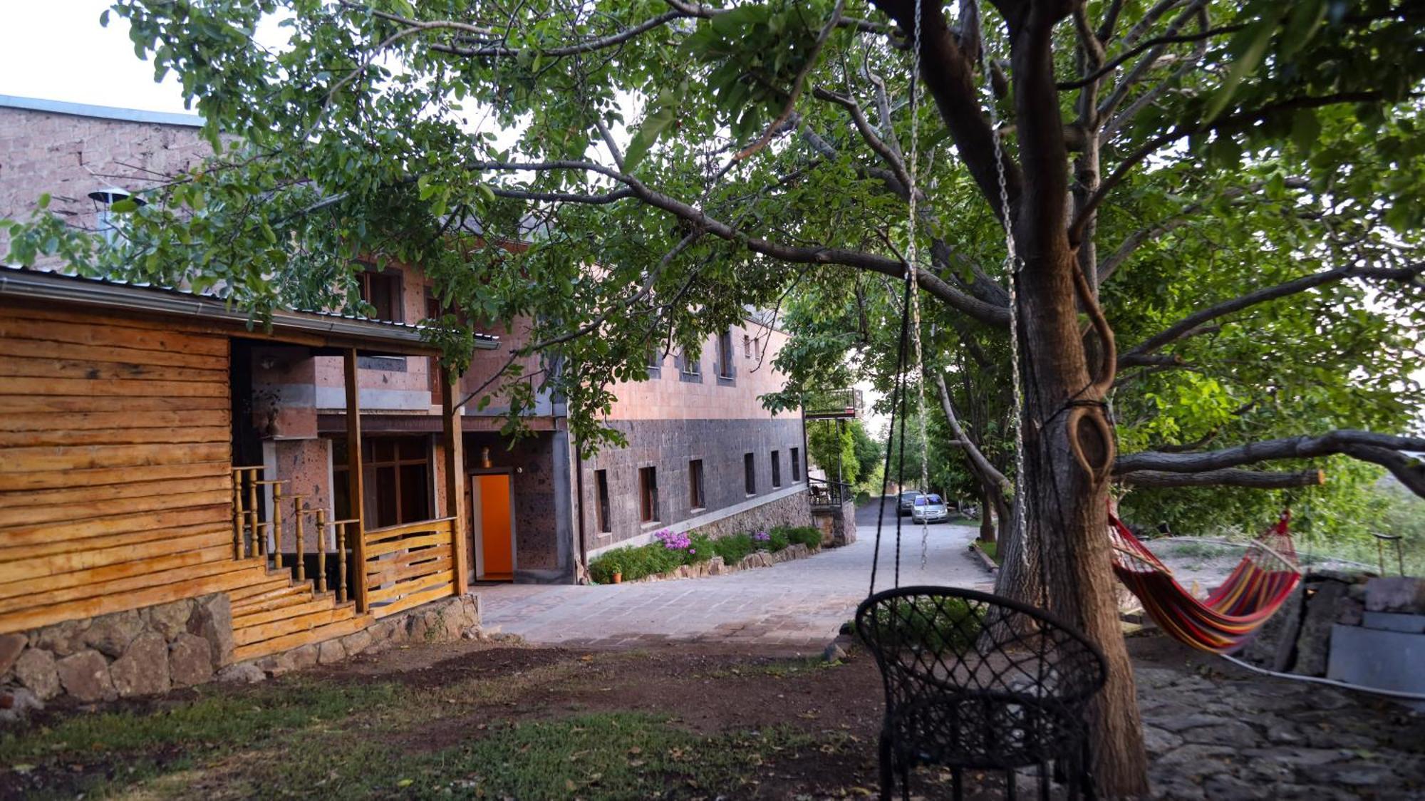 Old Byurakan Gouest House Buitenkant foto