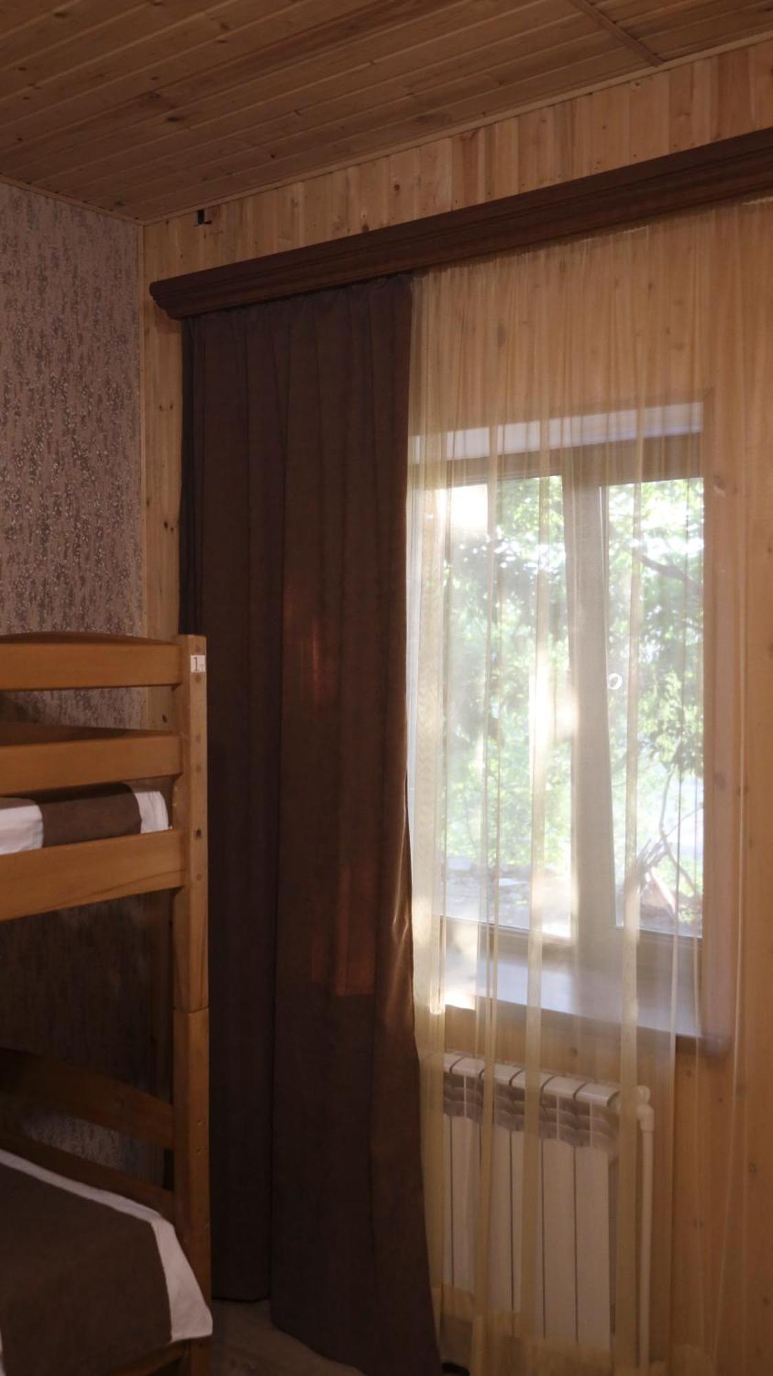 Old Byurakan Gouest House Buitenkant foto